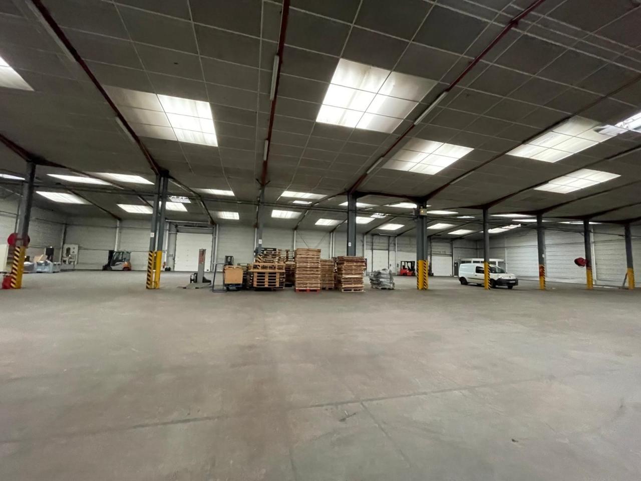 Local d'activité Libercourt 2795m² Location local d'activité Libercourt Pas-de-Calais OLACT2422482 4